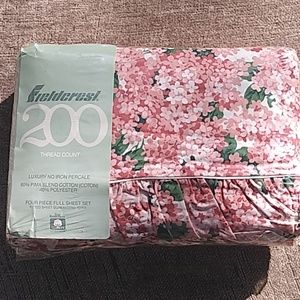 Fieldcrest Charleston Garden 4 piece Full sheets